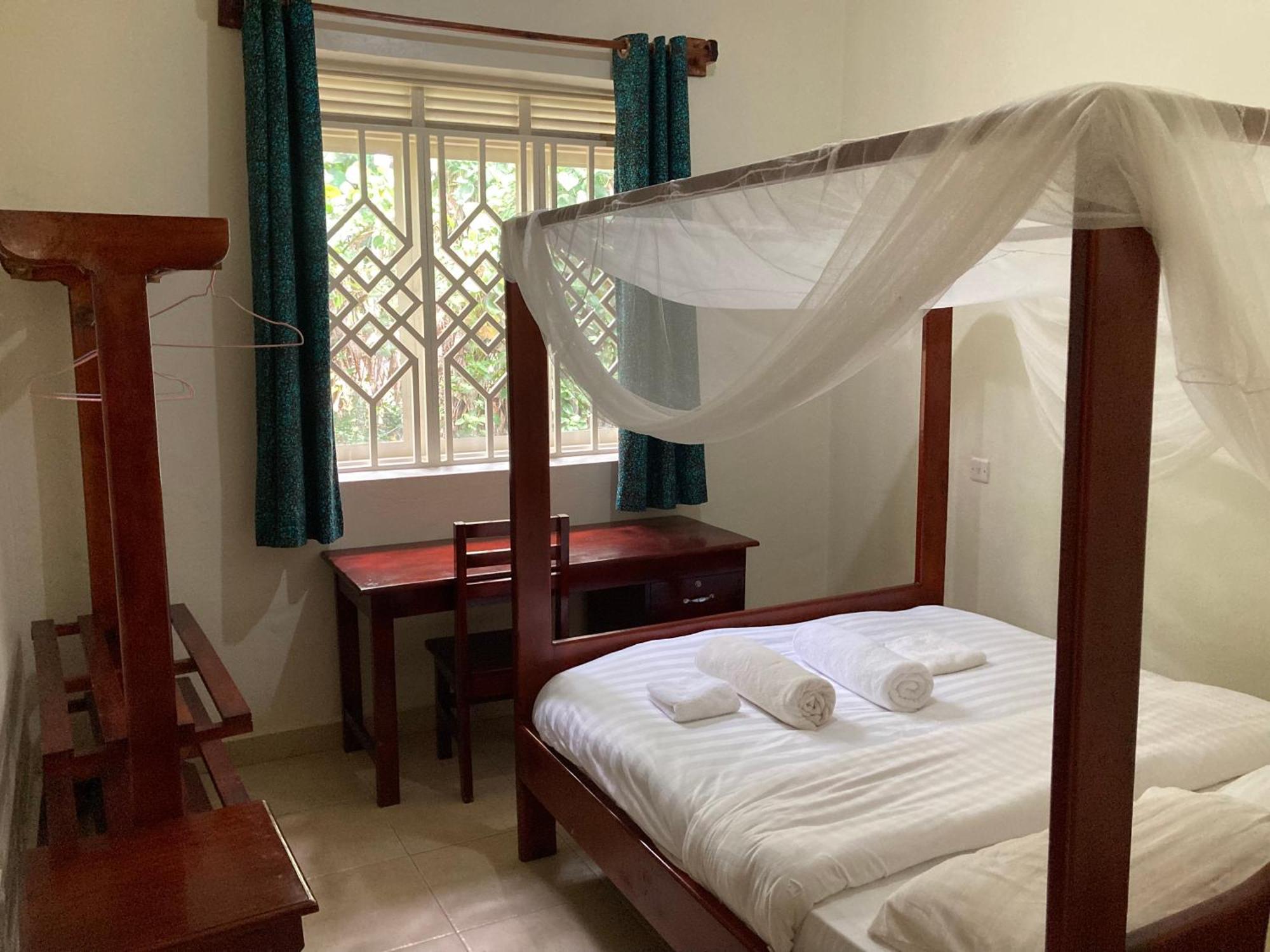 Bwindi Guest House Kanungu Экстерьер фото